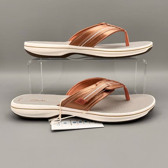NEW Clarks Women’s Brinkley Flora Flip Flop Sandals Rose Gold Size 10M - Picture 1 of 10